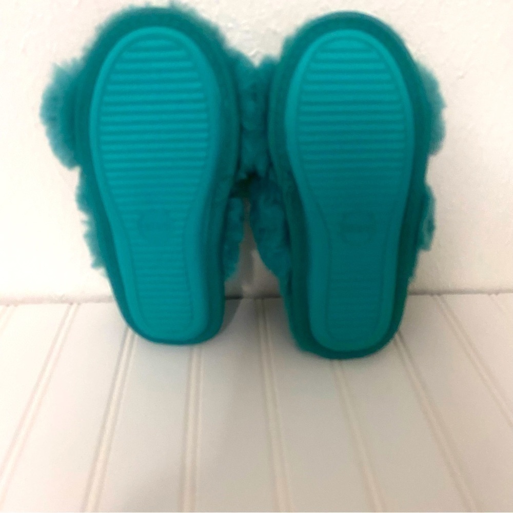 Stars Above Brooklyn Crossband Fur Slipper Color Turquoise Sz 13/1 Fit W 5/6 NWT - Picture 3 of 6